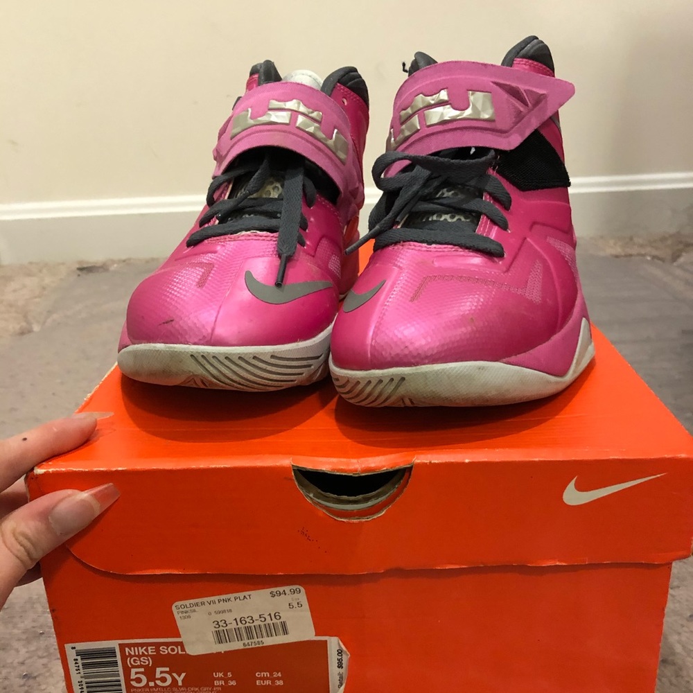 Lebrons Soldier 7 Cancer Edition